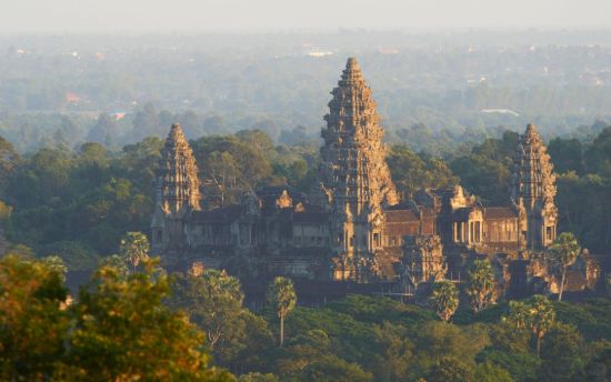 images/blog-image/destination-countries/angkor_wat_cambodia.jpeg