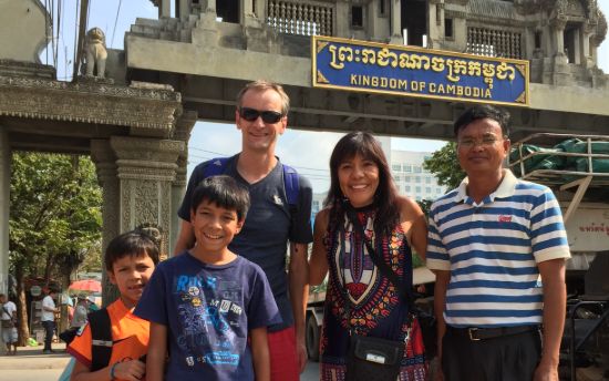 images/blog-image/tour-package/poipet_cambodia_thailand_border.JPG