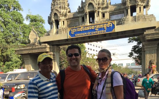 images/blog-image/tour-package/poipet_thailand_cambodia_border.JPG